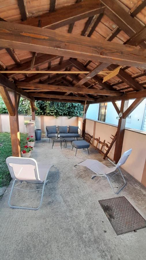 Apartman Kod Kraljevih Gola Zewnętrze zdjęcie