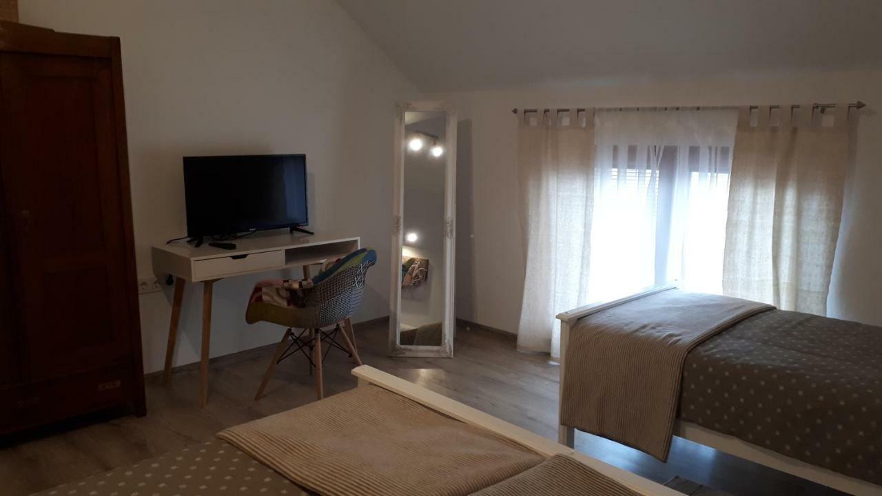 Apartman Kod Kraljevih Gola Zewnętrze zdjęcie